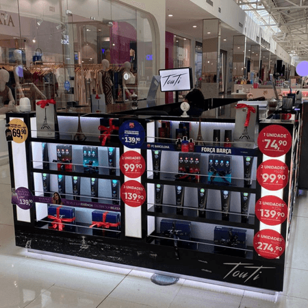 Imagem de interna da loja touti comestics 